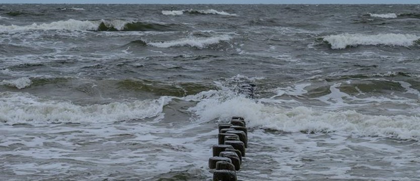 We wtorek silny wiatr na wybrzeżu i sztorm na Bałtyku