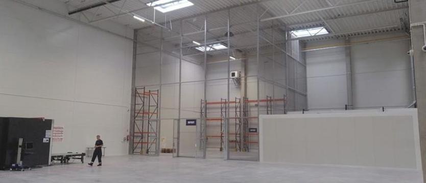 Z lotniska w Goleniowie można wysłać wszystko. Terminal cargo otwarty