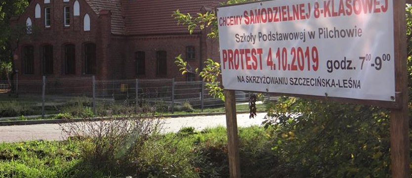 Piątkowy protest w Pilchowie. Blokada w obronie szkoły