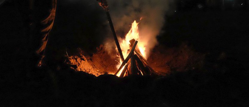 Ogniskowe śpiewanie