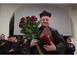 Bogdan Czerniak doktorem honoris causa PUM