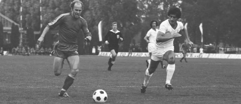 Piłka nożna. Łysy, łysy, co ty robisz...