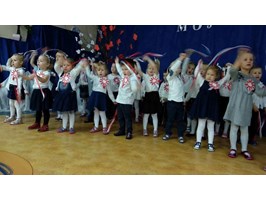 Przedszkolaki z Plastusiowa wystąpiły z okazji Święta Niepodległości