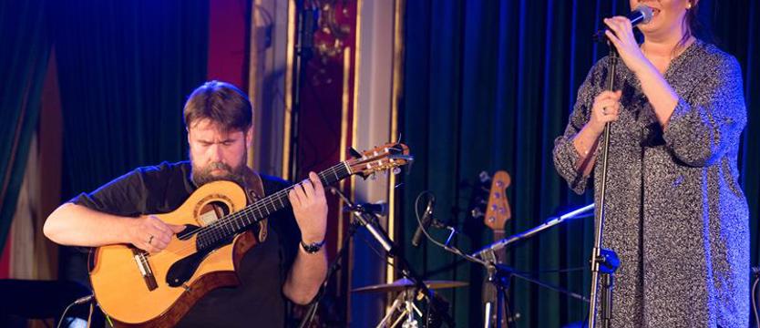 Duet Jackpot wystąpi w szkole muzycznej. Wstęp na koncert jest bezpłatny