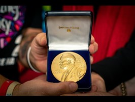 Noblowski Medal Tokarczuk dla WOŚP. Można go wylicytować!