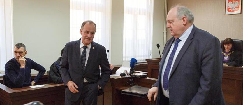 Proces klubu sportowego ze sponsorem. Stocznia kontra Stocznia