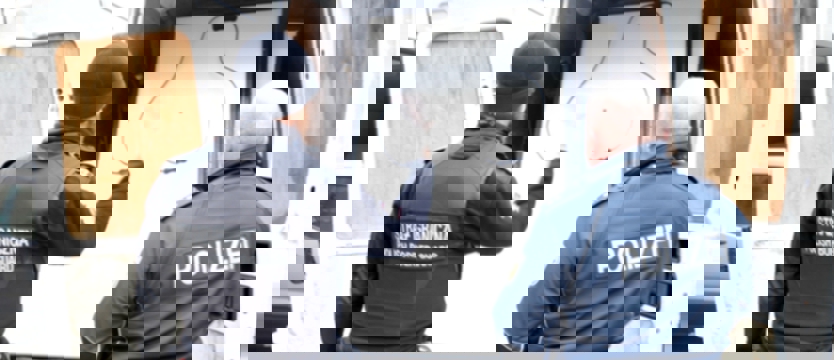 Znaleźli panele fotowoltaiczne z odciętymi przewodami za 100 tys. zł