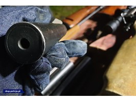 CBŚP uderzyło w nielegalny handel bronią