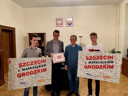 Młodzi Demokraci Szczecin i marszałek Tomasz Gordzki