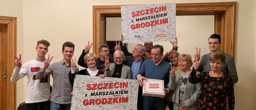 Zebrali ponad 2 tys. podpisów poparcia dla marszałka Grodzkiego
