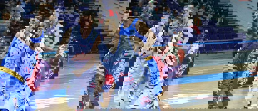 Koszykówka. Zwycięski debiut Briscoe