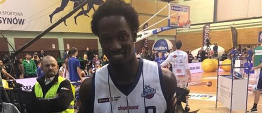 Koszykówka. Davis wygrał z Malvinem