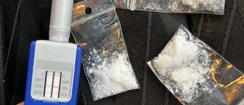 Zatrzymani kierowcy z narkotykami nie tylko w organizmie