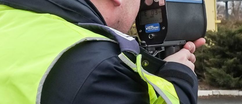 Mieszkaniec Szczecina pędził 114 km/h przez Pyrzyce