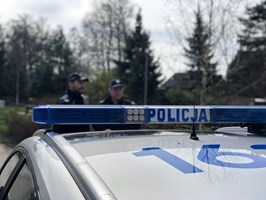 Szczecińscy policjanci pilnują przestrzegania obostrzeń w przemieszczaniu się