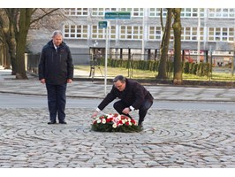 Dziesięć lat temu wydarzył się Smoleńsk. Skromny hołd dla ofiar