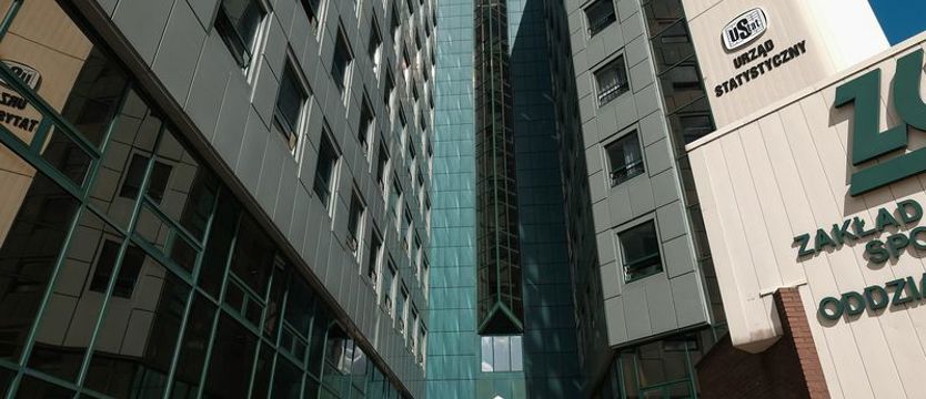 Szczeciński ZUS wypłacił prawie 5 mln zł postojowego