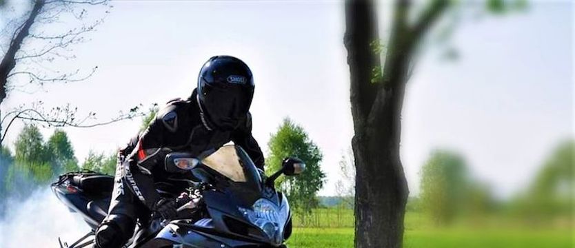 Ruszył sezon motocyklowy. Policja apeluje: Uważajmy na drogach!