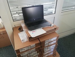 Miasto kupiło laptopy dla szczecińskich uczniów