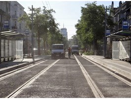 Plac Szarych Szeregów – nowe objazdy, tramwaje wracają w aleję