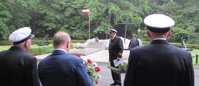 W hołdzie tym, którzy nie powrócili z morza