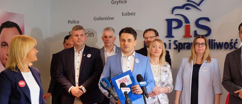 Samorządowcy PiS popierają prezydenta Dudę