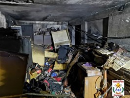 Groźny pożar domu w Złocieńcu. W płonącym pomieszczeniu butla z gazem