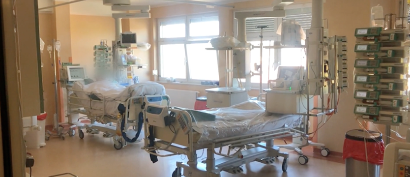 Z powodu koronawirusa w szpitalu w Szczecinie zmarły dwie osoby