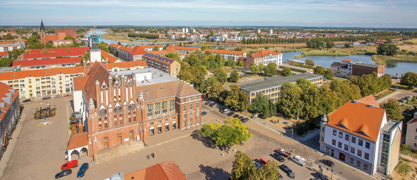 Jeden spacer – dwa miasta!