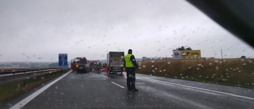 Zderzenie na autostradzie A6 w Kołbaskowie
