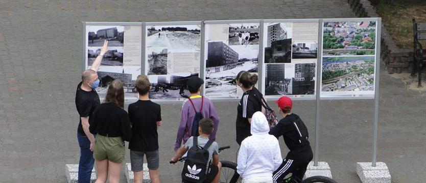 Wakacyjna lekcja historii