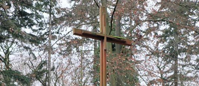 Fundamentalna rewolta zasługuje na więcej niż na stary krzyż