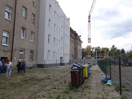 Niebezpieczny absurd na ulicy Niemierzyńskiej w Szczecinie