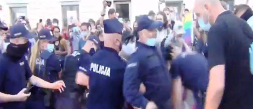Policja zabiera głos w sprawie manifestacji w Warszawie