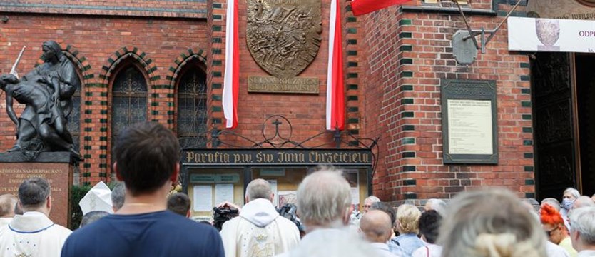 Kościół uczcił stulecie Bitwy Warszawskiej ryngrafem