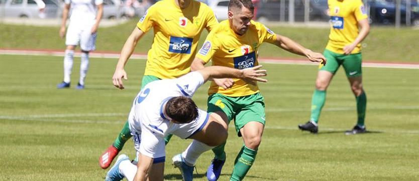 Piłka nożna. Chemik bez punktu i bez gola