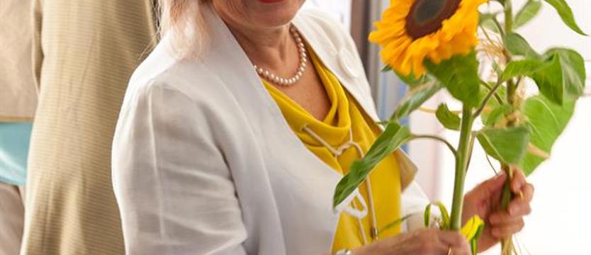 Papier Barbary Warzeńskiej. Symbol (pozornej) nietrwałości