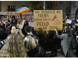 W Szczecinie. W proteście klaksony z blokadami ulic i placów