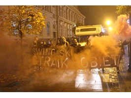 Strajkujący w Świnoujściu: „Jarosław, zostaw kota…”