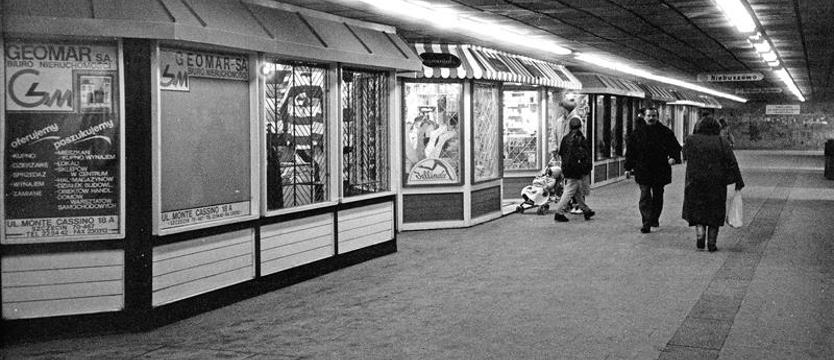 Podziemny ciąg handlowy