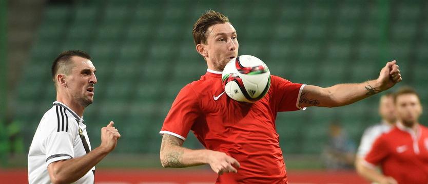 Piłka nożna. Legia też w fazie grupowej (FILM)