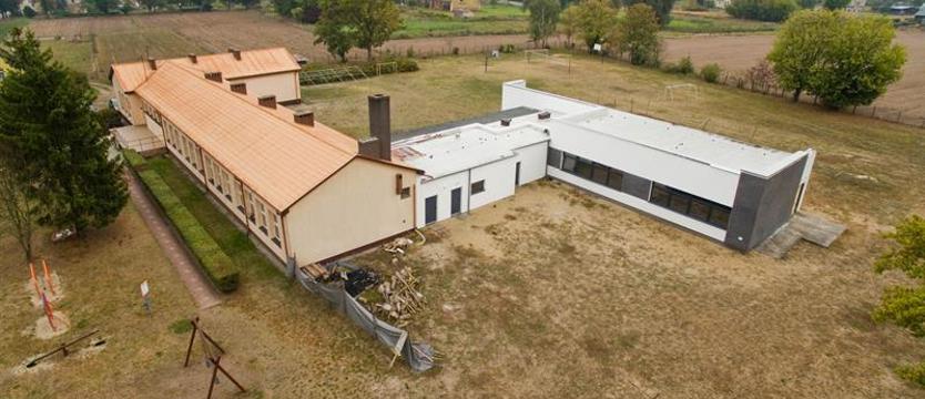 Szkoła w Piasku przetrwała. Presja mieszkańców była silniejsza