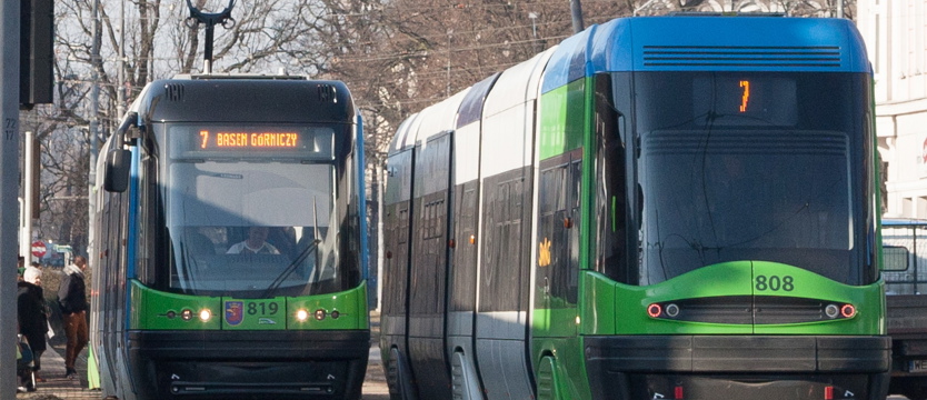 Powakacyjne zmiany w rozkładach
