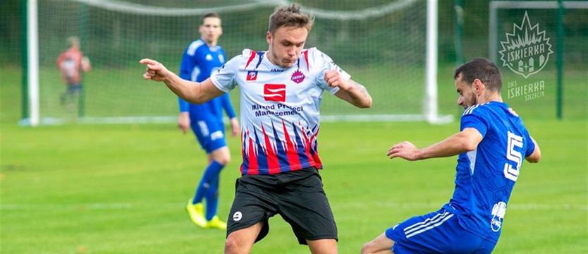 Piłka nożna. Szczęsliwy remis Iskierki