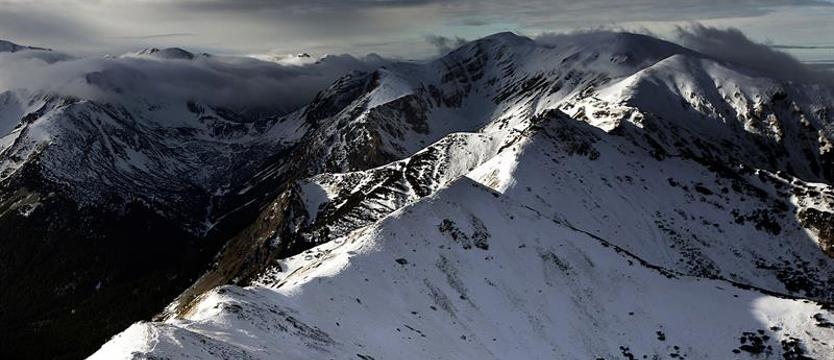 Mimo kryzysu Polacy chcą pożegnać rok 2022 z pompą. Króluje Zakopane