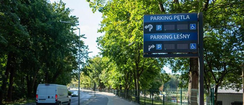 Powinny informować o wolnych miejscach, ale… Przestały liczyć