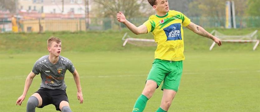 Piłka nożna. Domowa porażka Chemika i drugie zwycięstwo Hutnika