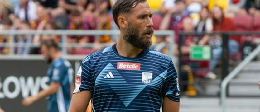 Piłka nożna. Szczęśliwe zwycięstwo Kotwicy z outsiderem