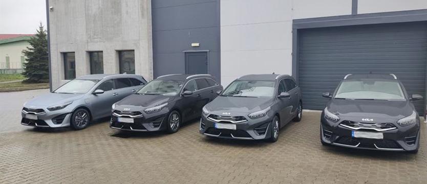 Nowe radiowozy dla kryminalistyki