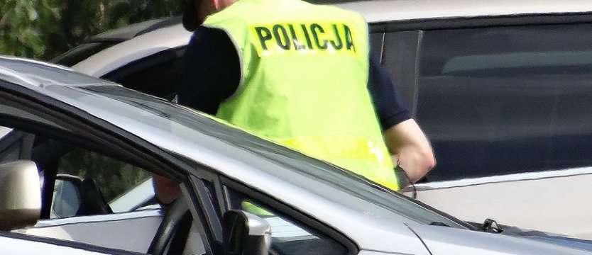 Zderzenie samochodów na A6. Utrudnienia w przejeździe